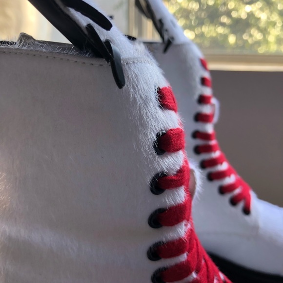 Rare: HELLO KITTY X DOLLS KILL boots ❤️ limited edition ❤️ NWT ❤️ NO LONGER SOLD - Picture 8 of 13